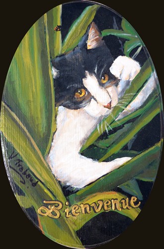 Coquetier dco Chat assis dans l'herbe - Peinture acrylique sur bois - Virginie TRABAUD